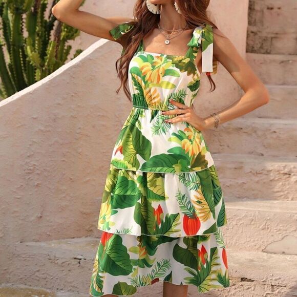 Tropical Green and Red Floral Dress - Picture 3 of 5